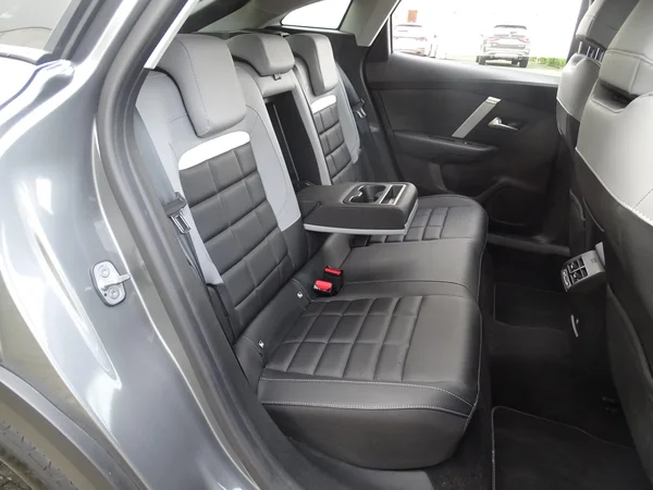 Citroën C4 (2025) — foto 7 van 23