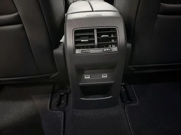 Citroën C5 X (2023) — foto 6 van 23