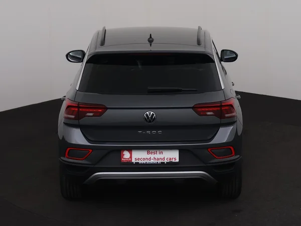 VOLKSWAGEN T-Roc (2024) — foto 25 van 28