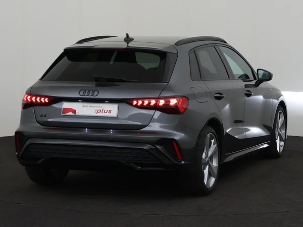 AUDI A3 Sportback (2025) — foto 9 van 18