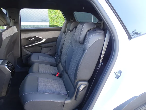 Peugeot 5008 (2025) — foto 7 van 30