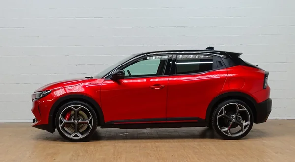 Alfa Romeo Junior (2025) — foto 29 van 31
