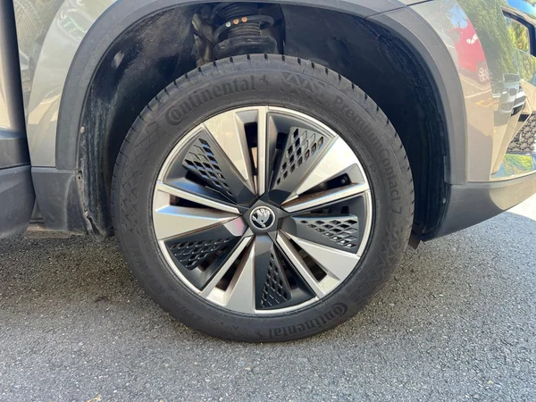 SKODA Karoq (2022) — foto 15 van 24