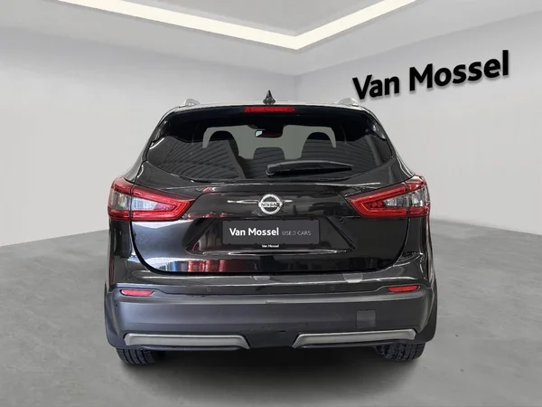 Nissan QASHQAI (2018) — foto 11 van 16