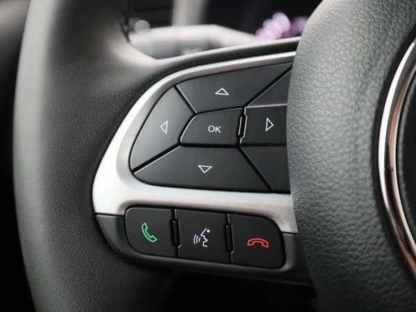 Jeep Renegade (2023) — foto 9 van 40