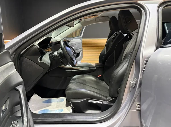 Peugeot 308 (2023) — foto 24 van 26