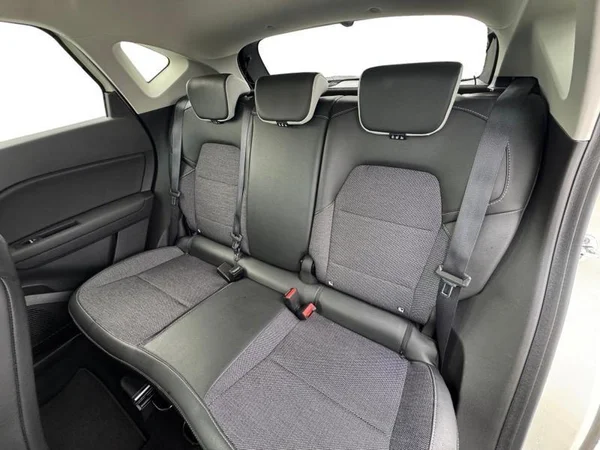 RENAULT Captur (2020) — foto 6 van 26