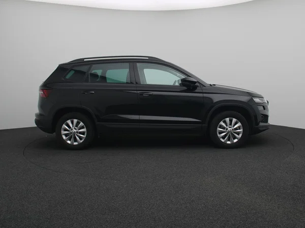 SKODA Karoq (2024) — foto 6 van 16