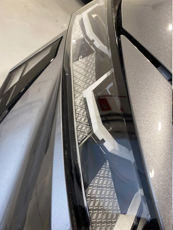 Renault Rafale E-TECH (HEV) (2025) — foto 40 van 45