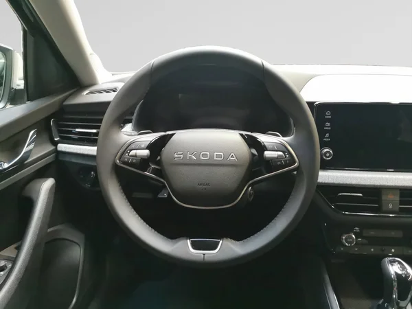 SKODA Kamiq (2026) — foto 7 van 15