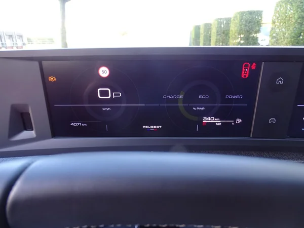 Peugeot 5008 (2025) — foto 16 van 30