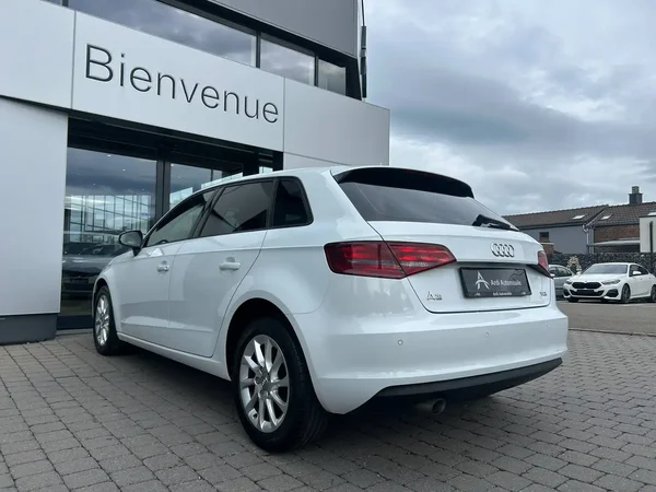Audi A3 (2014) — foto 15 van 18