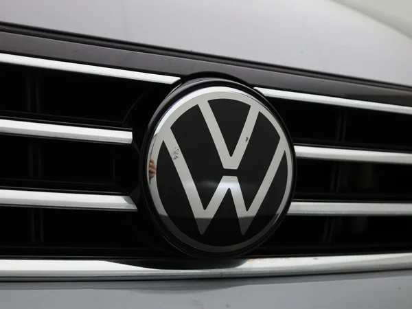 Volkswagen Passat (2024) — foto 31 van 42