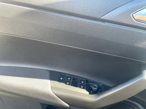 VOLKSWAGEN Polo (2022) — foto 18 van 20
