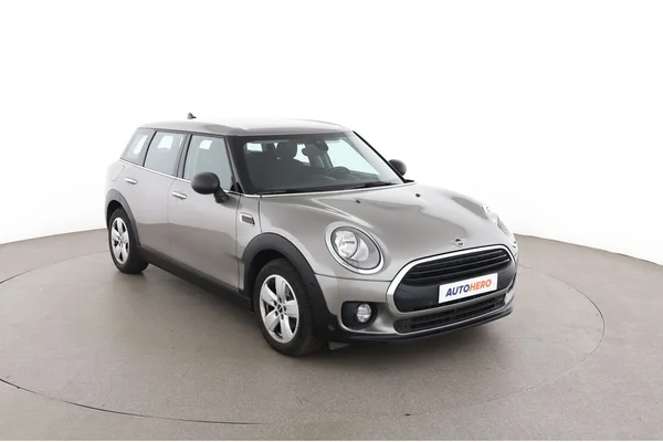 MINI Clubman (2019) — foto 14 van 16