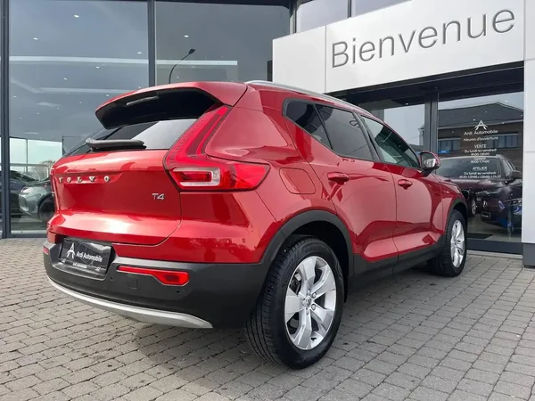 Volvo Xc40 (2018) — foto 12 van 17
