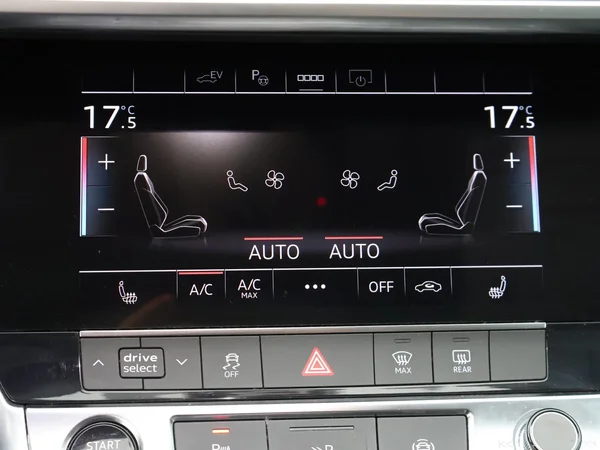 Audi A6 (2022) — foto 6 van 20