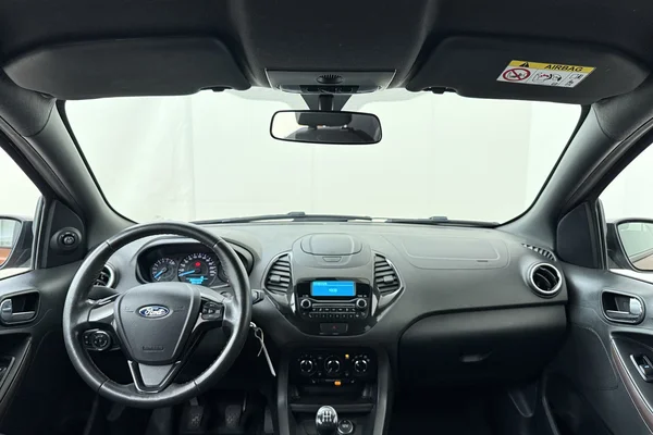 Ford Ka+ Active (2019) — foto 18 van 18