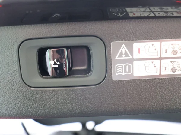 Mercedes-Benz C-Klasse (2026) — foto 17 van 29