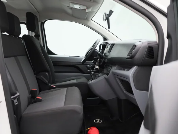Opel Zafira Life (2020) — foto 5 van 34