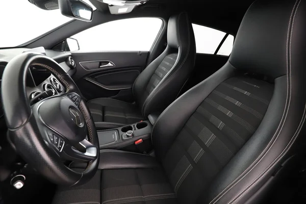Mercedes-Benz CLA-Klasse (2018) — foto 16 van 16