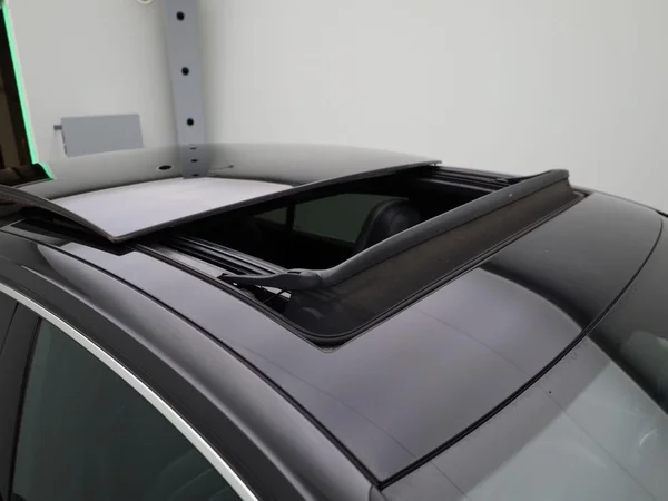 Volkswagen Arteon (2023) — foto 32 van 49