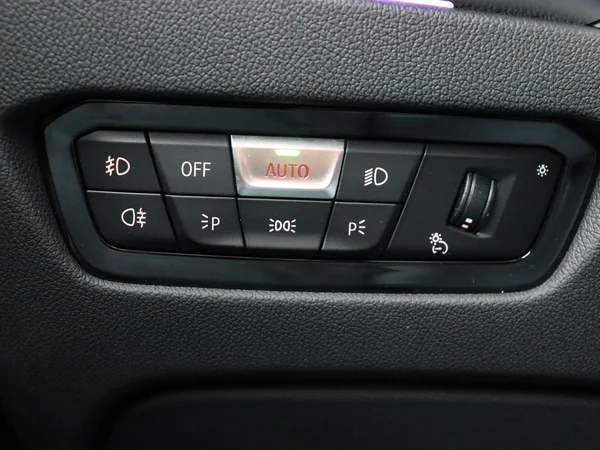 BMW 320 (2021) — foto 19 van 29