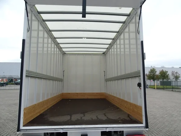 Opel Movano (2025) — foto 2 van 22