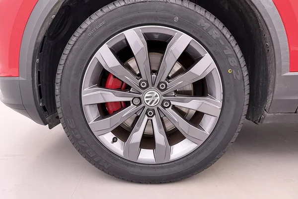 Volkswagen T-Roc (2018) — foto 21 van 29