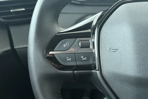 Peugeot 208 (2023) — foto 6 van 21
