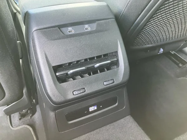 AUDI A5 Avant (2025) — foto 21 van 24