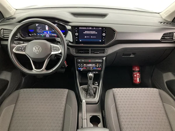 VOLKSWAGEN T-Cross (2024) — foto 9 van 36
