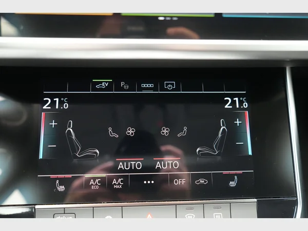 AUDI A6 Avant PHEV (2024) — foto 16 van 30