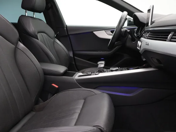 Audi S5 (2018) — foto 10 van 29