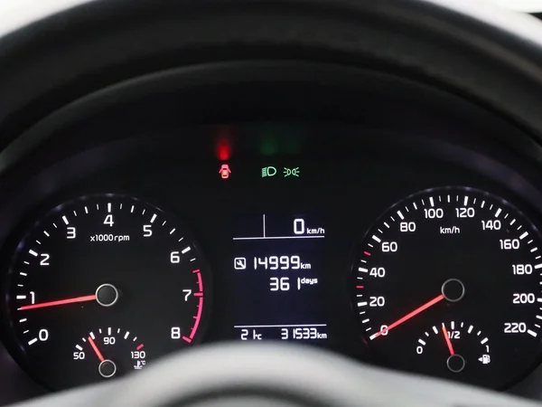Kia Stonic (2023) — foto 37 van 38