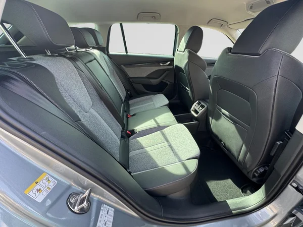 SKODA Octavia Combi (2026) — foto 3 van 21