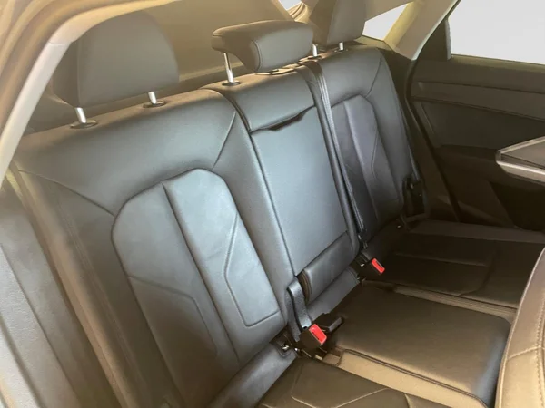 AUDI Q3 Sportback (2021) — foto 7 van 21