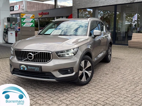 Volvo XC-40 (2020) — foto 25 van 44