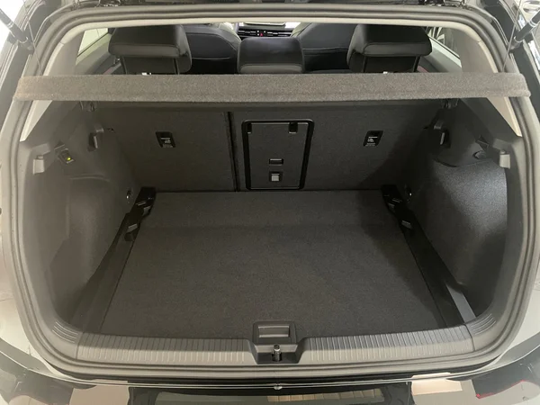 VOLKSWAGEN Golf VIII (2025) — foto 5 van 15
