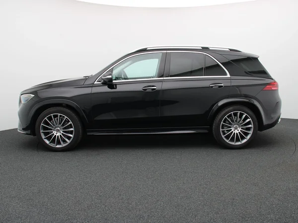 Mercedes-Benz GLE (2024) — foto 18 van 23