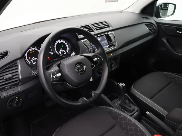 SKODA Fabia Combi (2022) — foto 4 van 26