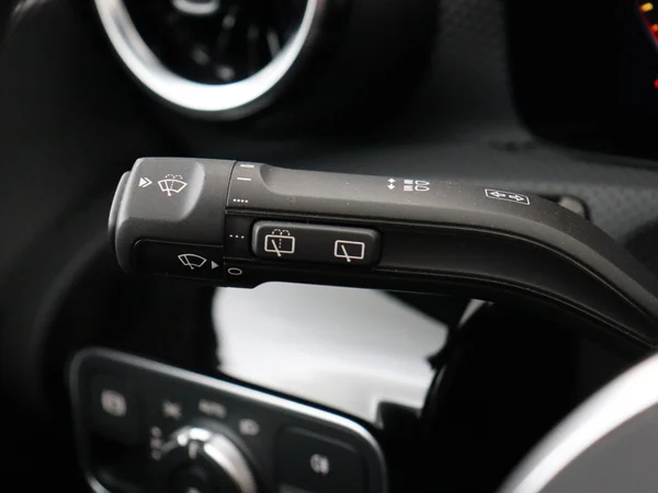 MERCEDES A 250 (2020) — foto 14 van 31