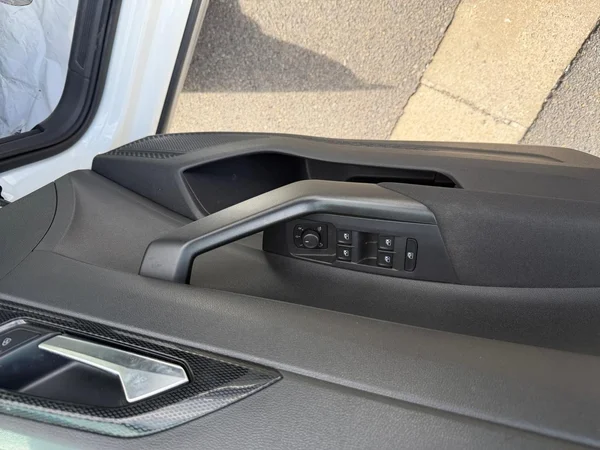 VOLKSWAGEN Taigo (2023) — foto 9 van 20