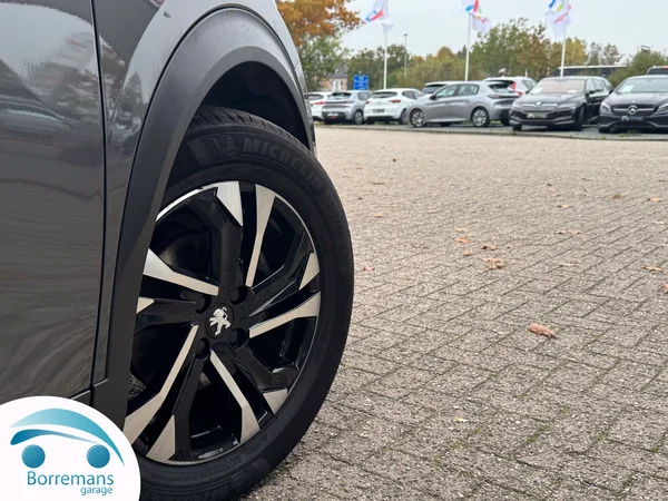 Peugeot 2008 (2023) — foto 3 van 45