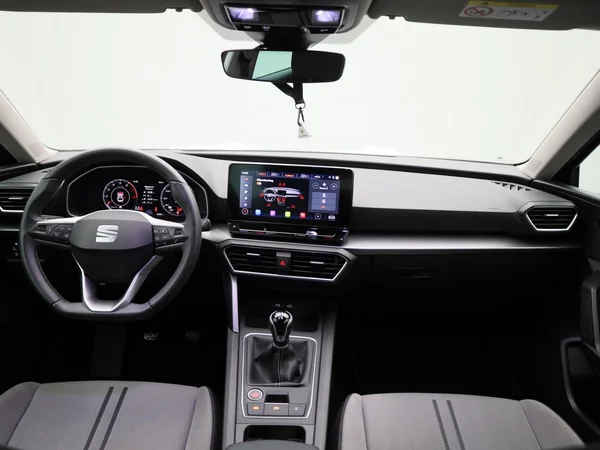 SEAT Leon (2023) — foto 28 van 38