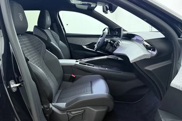 Peugeot 5008 (2025) — foto 15 van 17