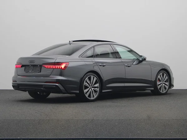AUDI A6 PHEV (2022) — foto 12 van 24