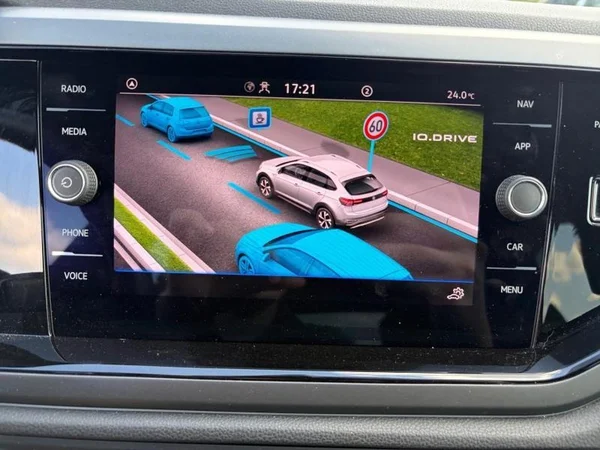 VOLKSWAGEN Taigo (2023) — foto 11 van 22