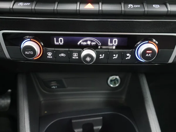 AUDI Q2 (2022) — foto 13 van 26
