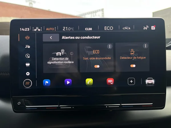 CUPRA Born (2024) — foto 18 van 30